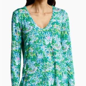 SOLD!   Lily Pulitzer- Lily On Holiday Tropical Print Long Sleeve Top size L